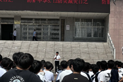 蒙城一中开展 2026 年 “5・12 防灾减灾” 防火防震应急疏散演练