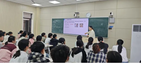 以研促教深耕课堂 聚力同行共谱新篇&nbsp;——蒙城一中化学组开展本学期大教研活动
